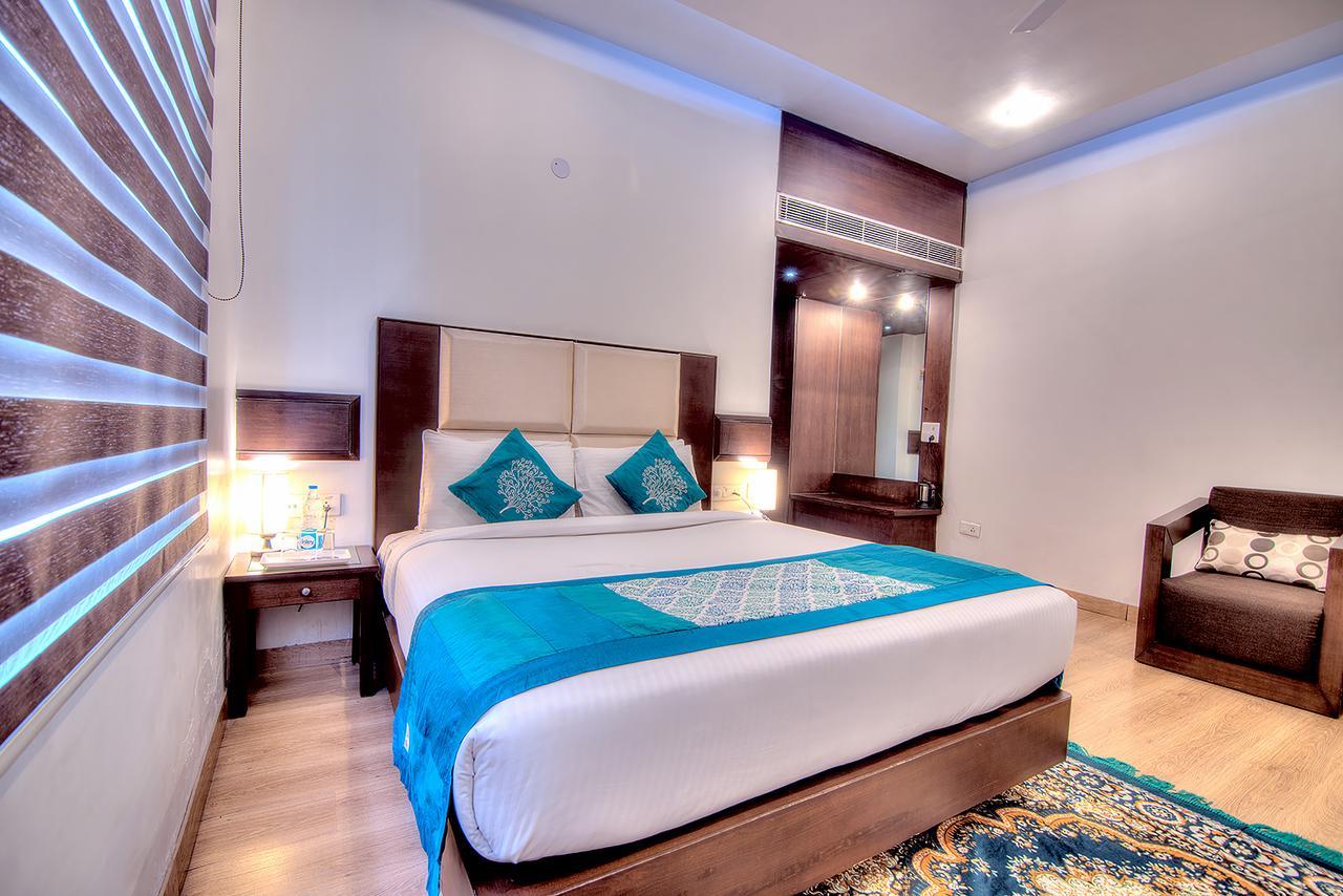 Vivo Hotels Jalandhar Exterior photo