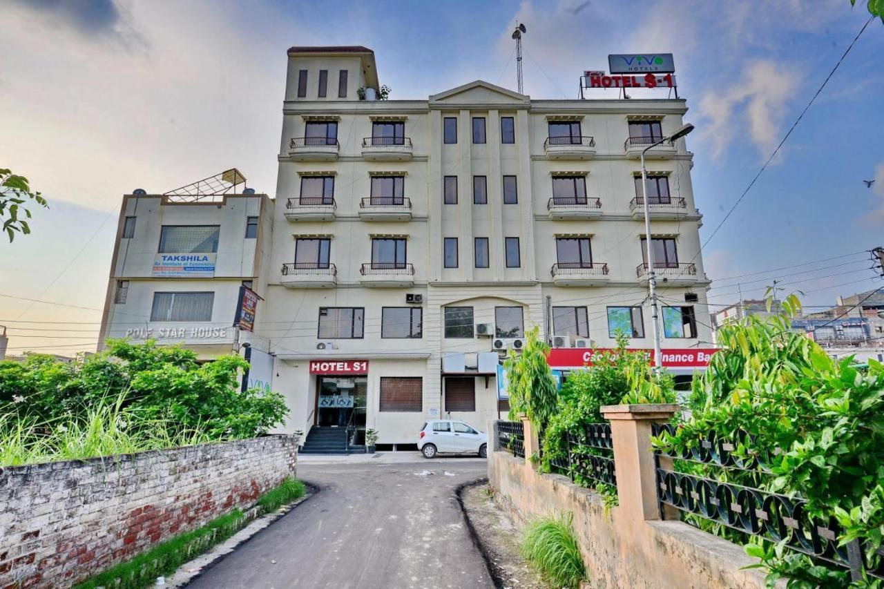 Vivo Hotels Jalandhar Exterior photo